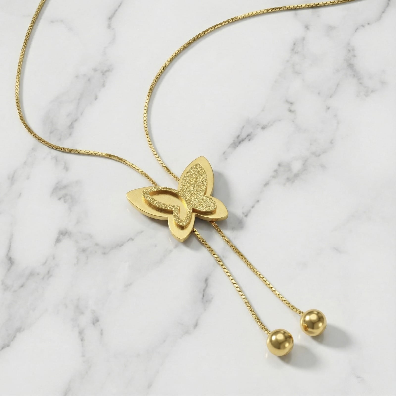 Gold Pendant with Chain